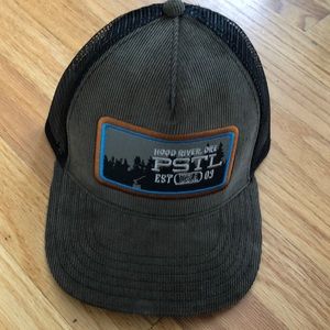 Pistil trucker hat